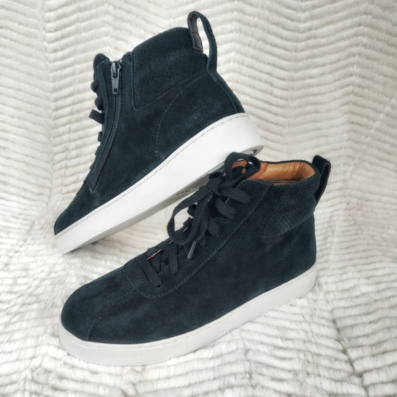 vionic high top sneakers